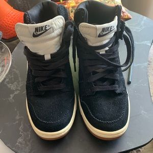 Nike 7.5 dunks with a wedge